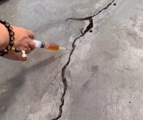 硚口混凝土裂缝修补技术详解​